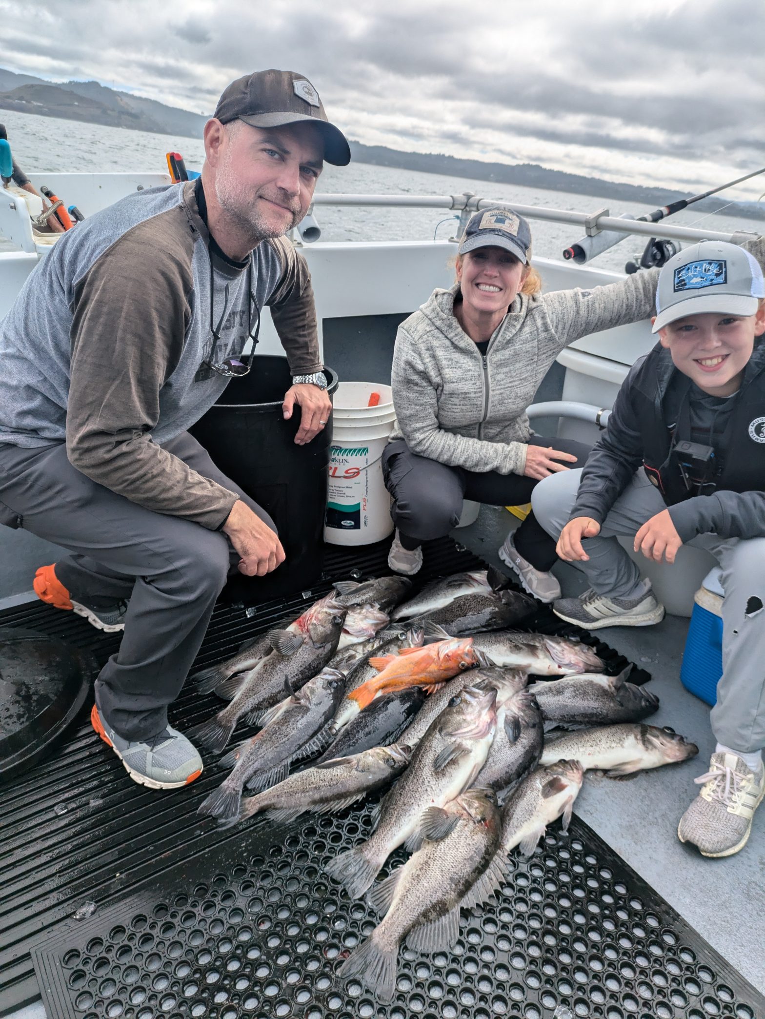 Newport Oregon Rockfish fishing charters Newfin Charters : Bluefin
